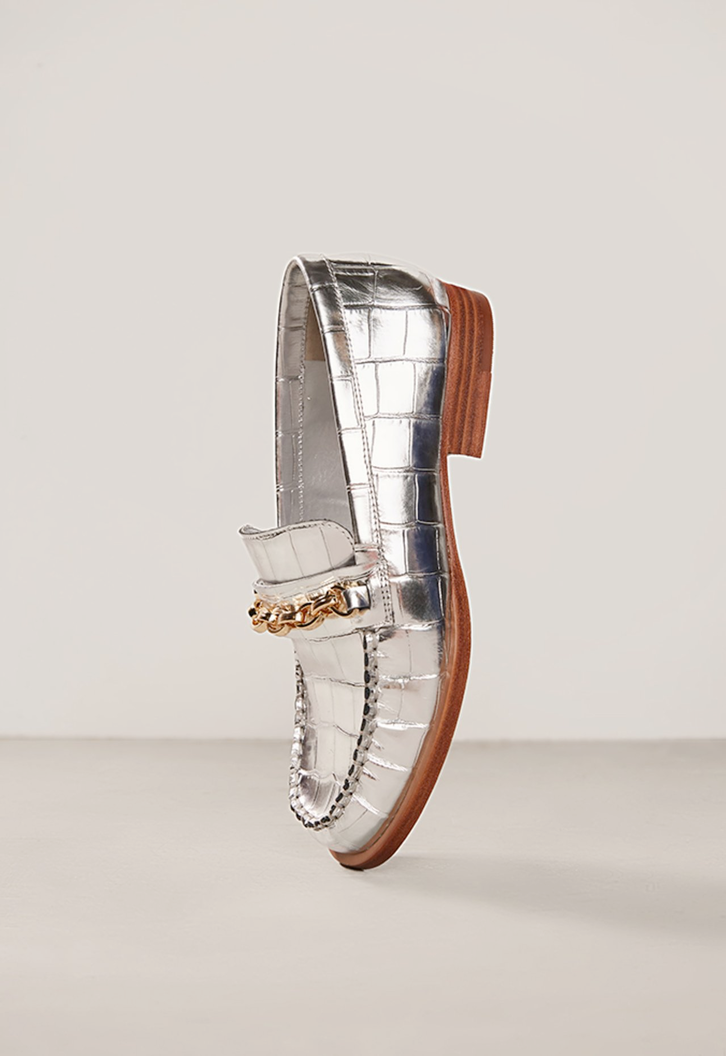 Mocassim Chain Ornamental Couro Prata
