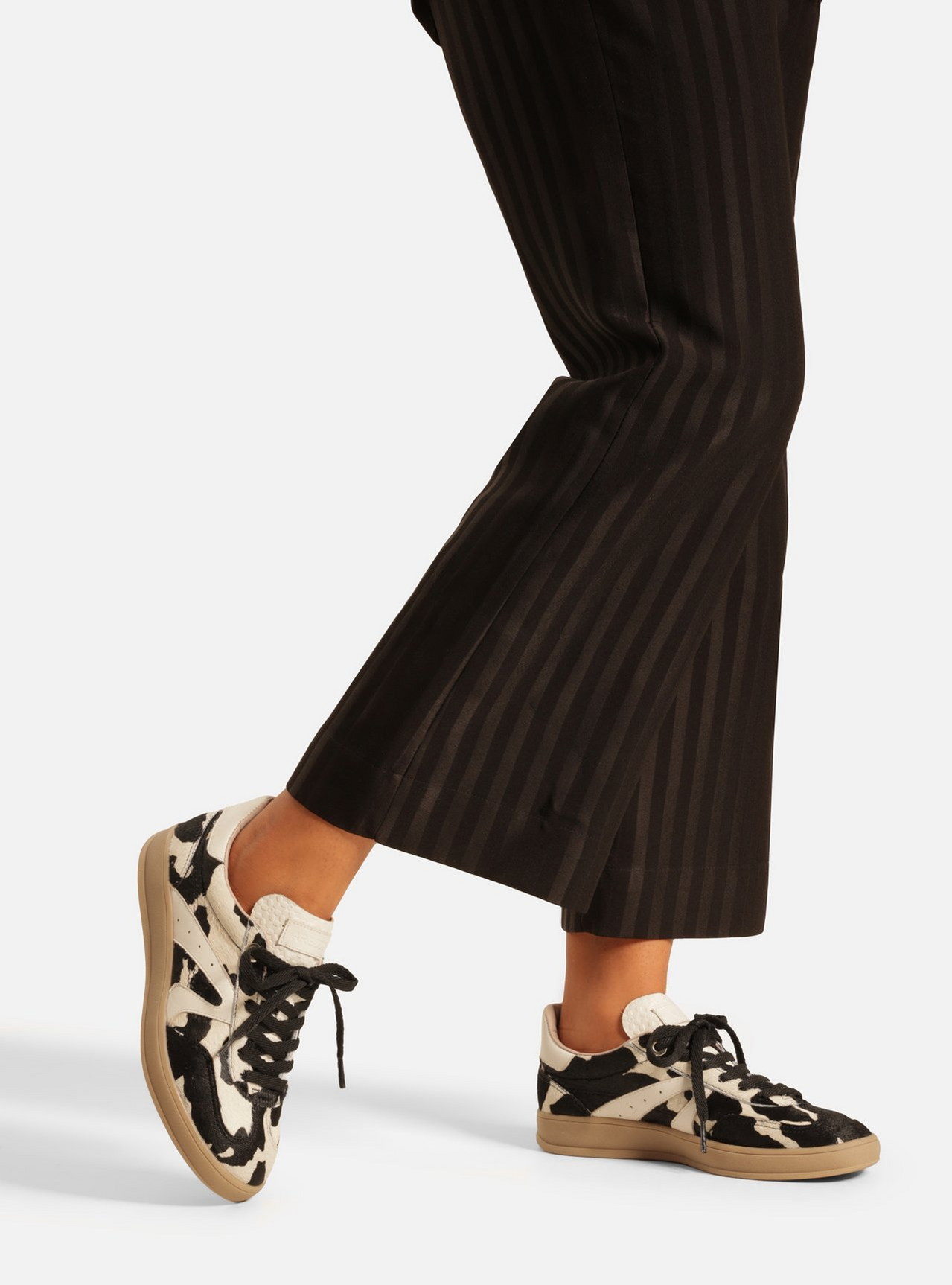Tênis Animal Print Cow Amarração ARZ72 | ZZ MALL