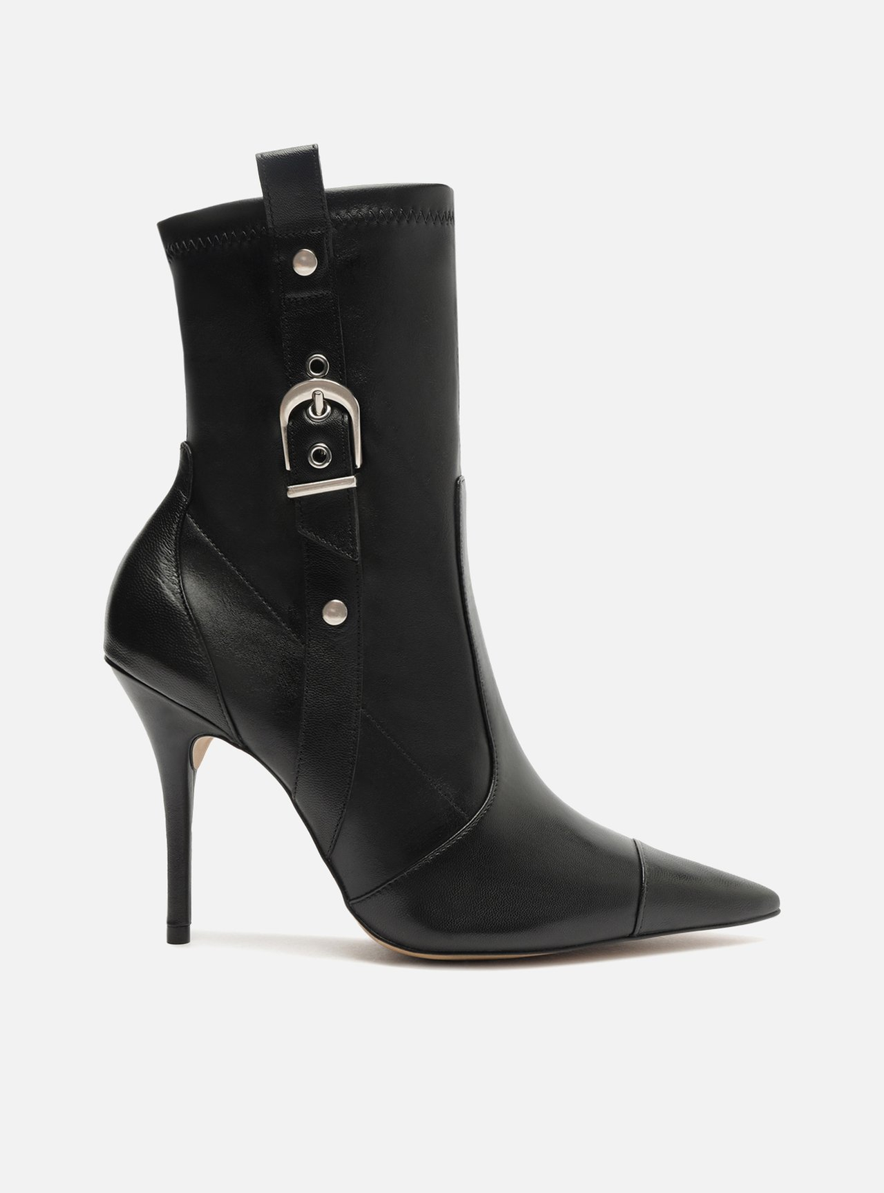 Bota Preta Arezzo Couro Cano Curto Bico Fino Fivela