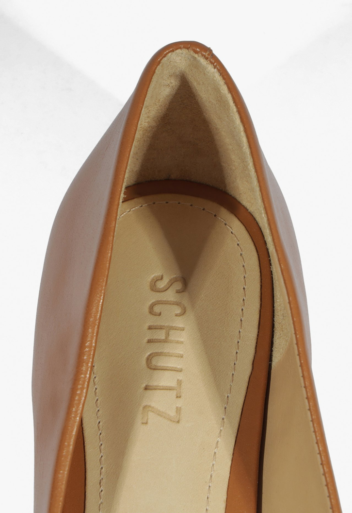 Flat Bico Fino Couro Marrom