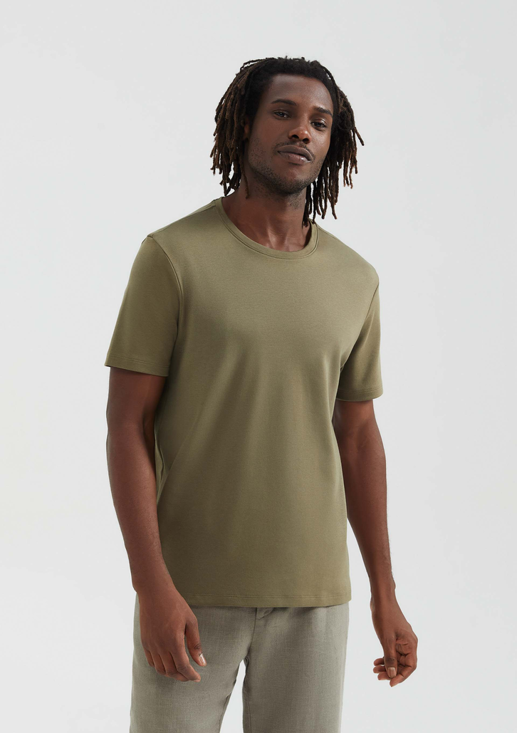 Camiseta Verde Hering Manga Curta Super Cotton Pima