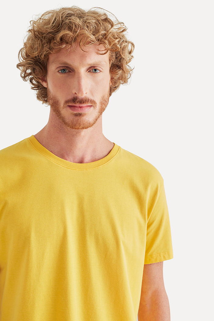 CAMISETA AMARELA RESERVA SIMPLES MASCULI