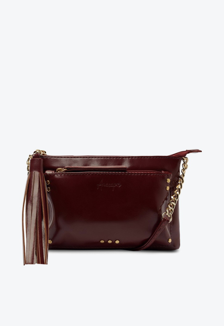 Bolsa Tiracolo Detalhes em Metal Vermelha