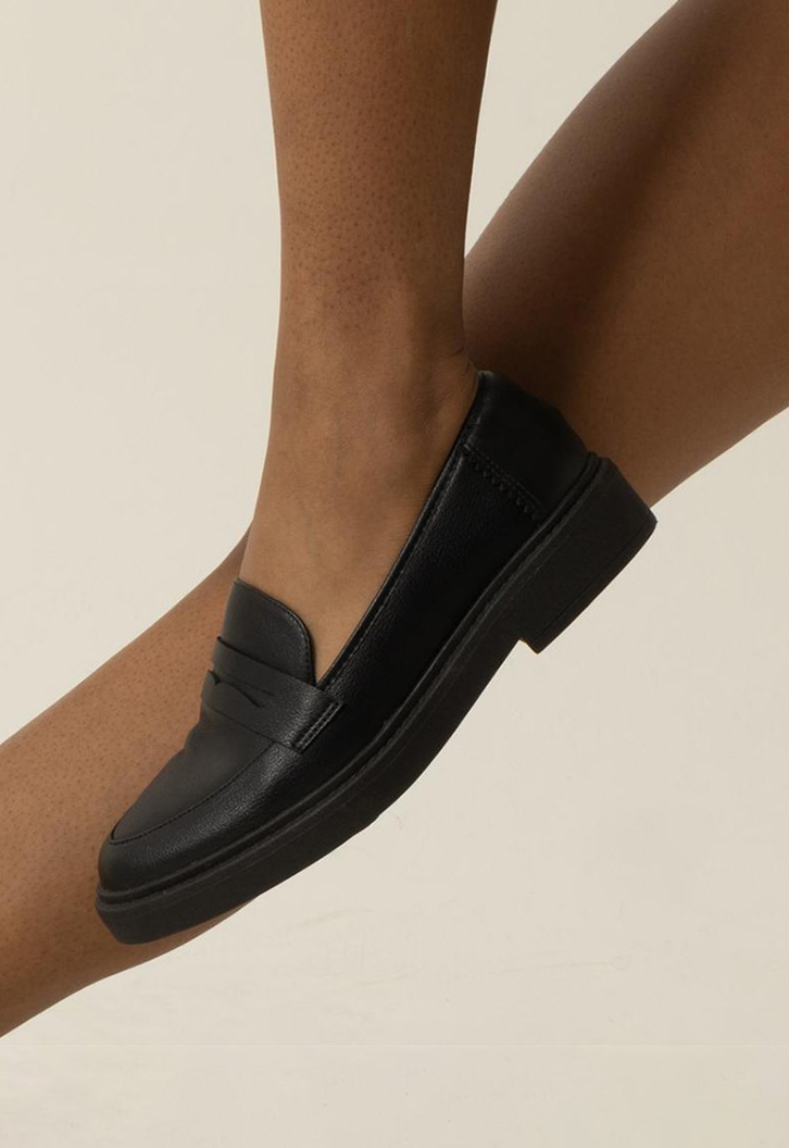 Mocassim Preto Anacapri Minimalista