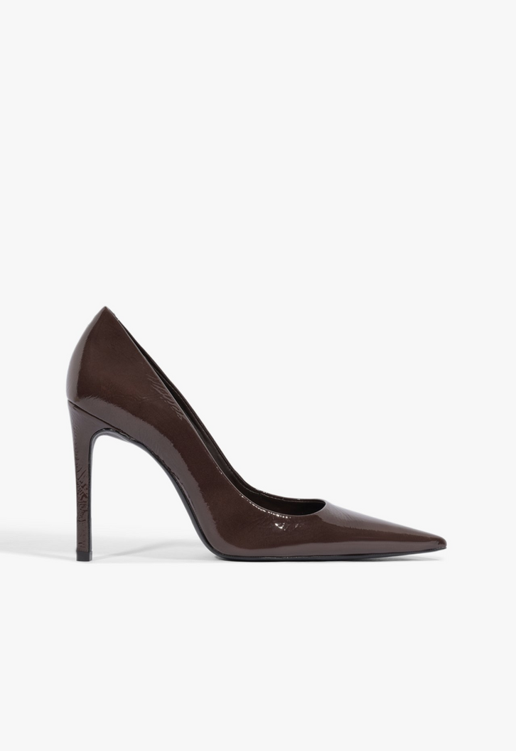 Scarpin Schutz Clara Bico Fino Couro Marrom