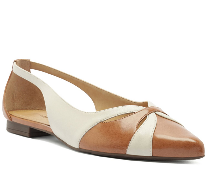 Sapatilha Lateral Vazada Branca e Marrom