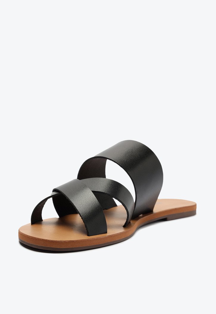 Rasteira Preta Couro Tira Tripla