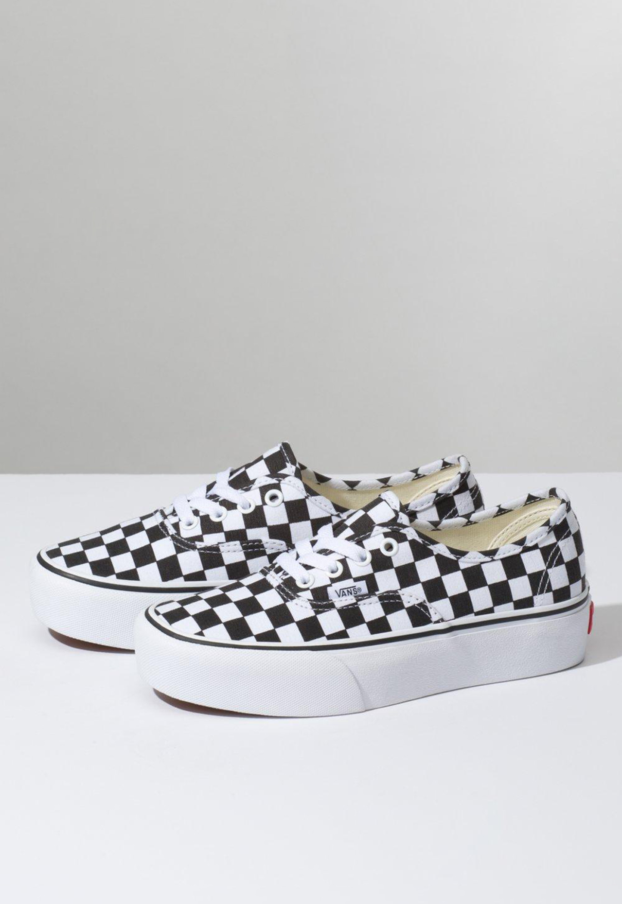 Vans checkerboard authentic platform 2.0 hotsell