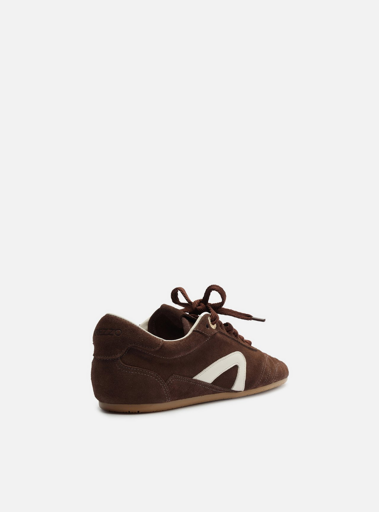 Tênis Marrom Camurça Chuteira Branco | ZZ MALL