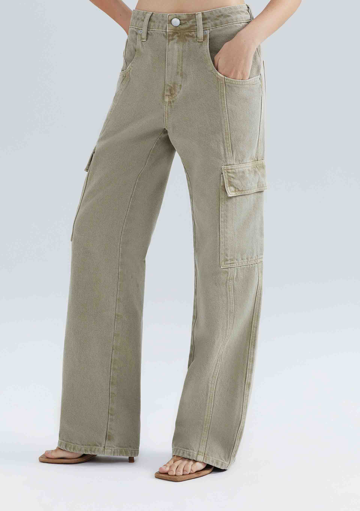 Calça Cargo Caqui Hering Cintura Baixa Em Sarja Estonada