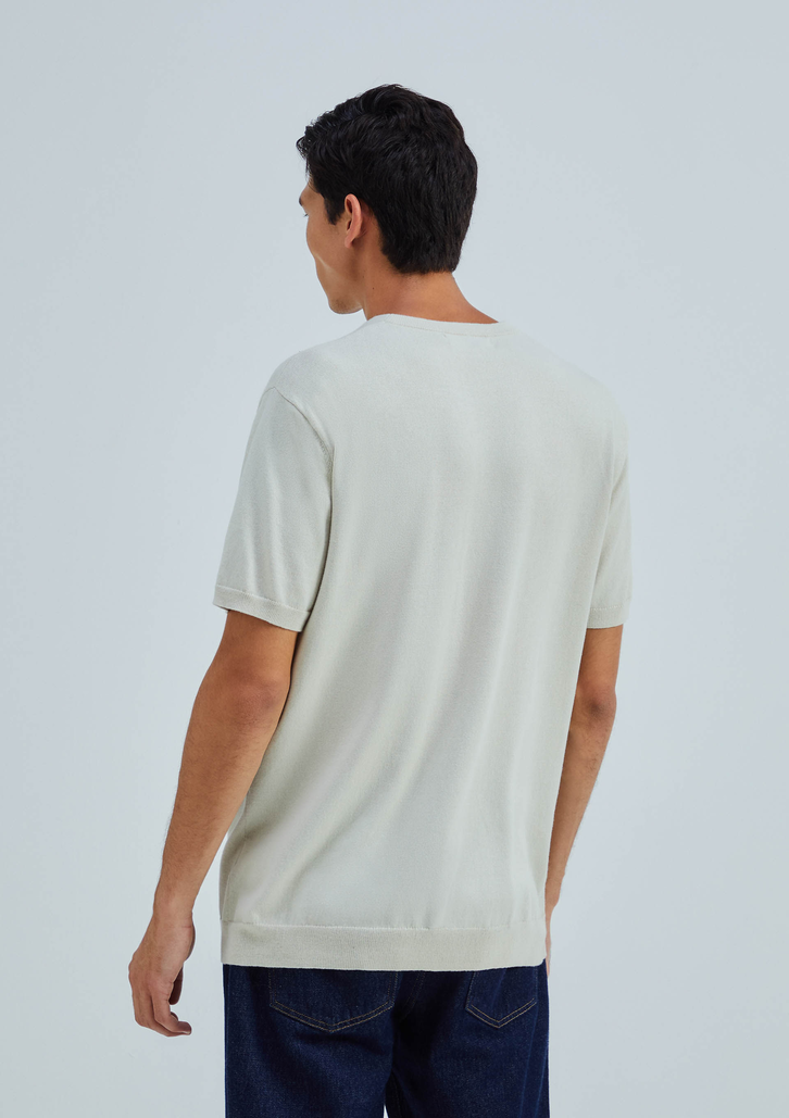 Camiseta Branca Hering Manga Curta Em Tricô