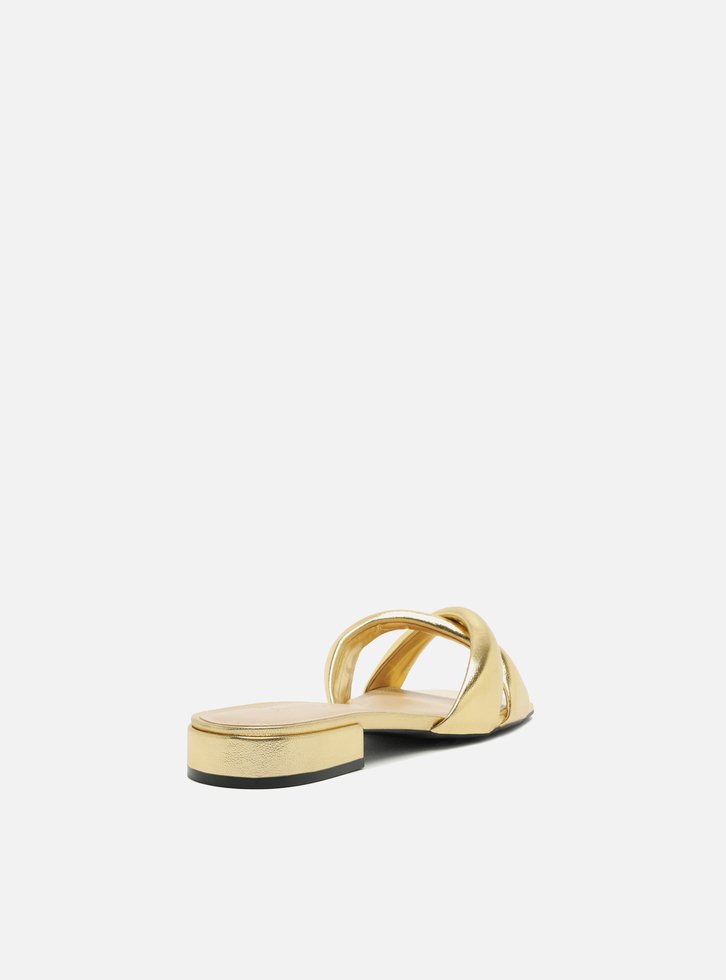 Rasteira Dourada Bico Quadrado Tiras Maxi