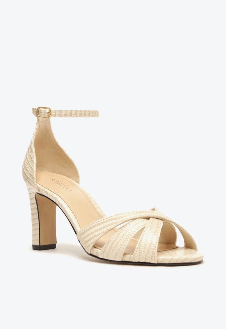 Sandália Off-white Arezzo Textura Salto Bloco Tiras