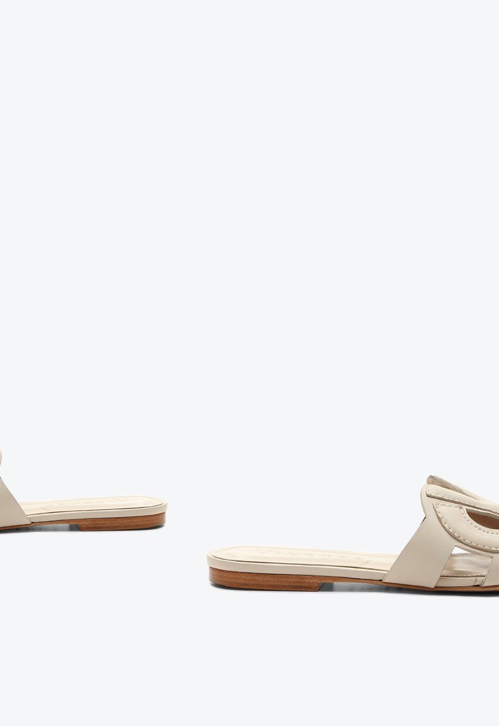 Flat Bege Vicenza Gana