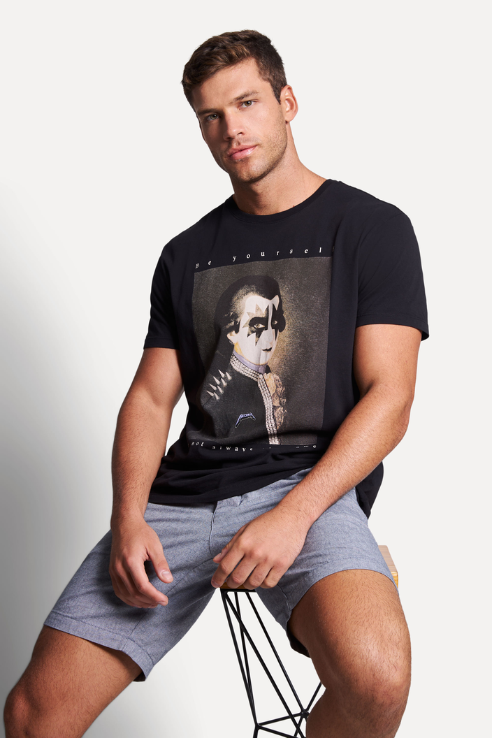 CAMISETA PRETA RESERVA ESTAMPADA METAL MOZART