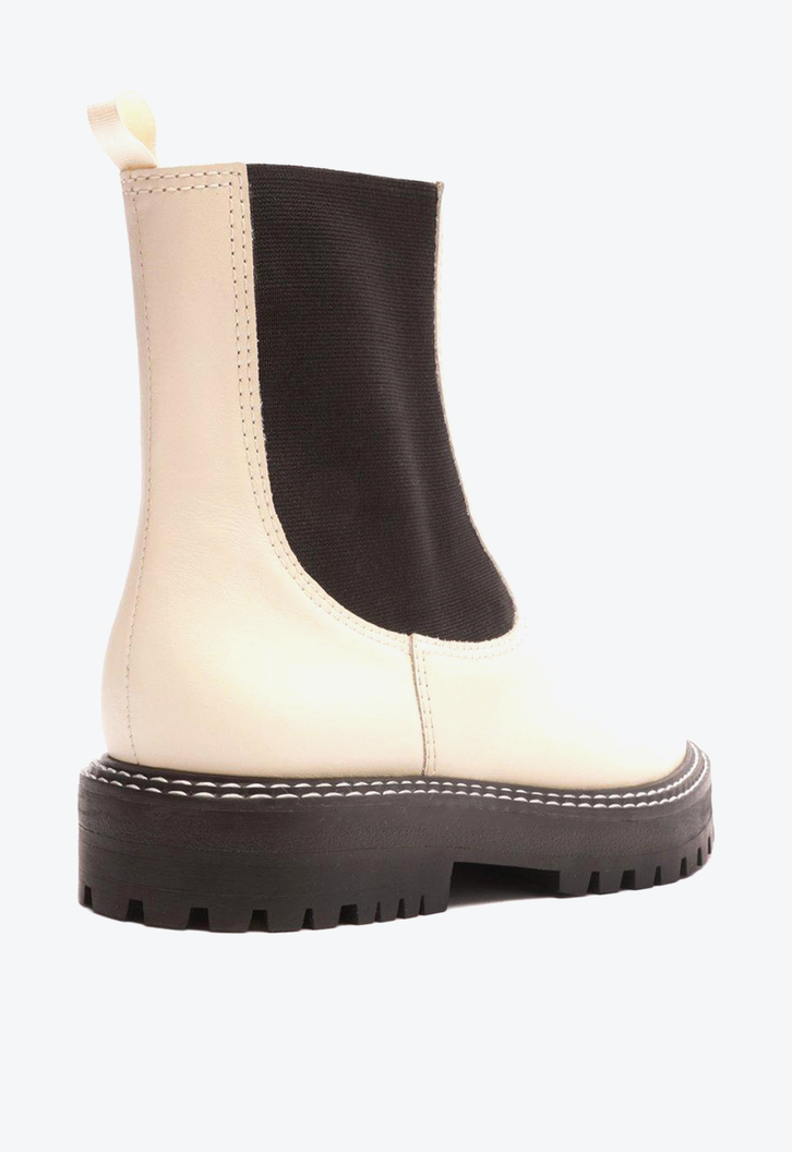 Bota Off-White Arezzo Couro Cano Médio Tratorada Chelsea