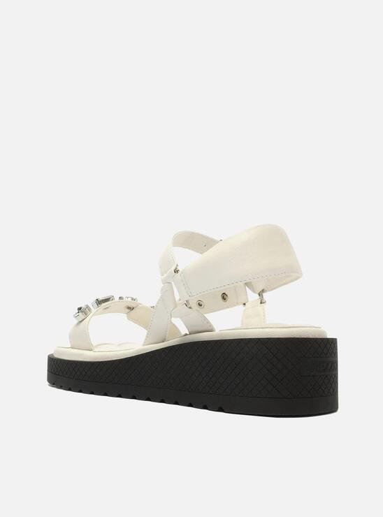 PAPETE FLATFORM BRANCA AREZZO PEDRARIAS