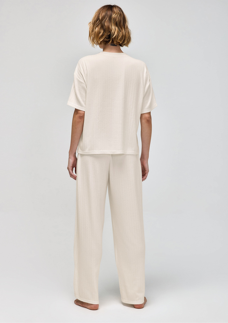 Blusa Off-White Hering Feminina Oversized Em Tricô