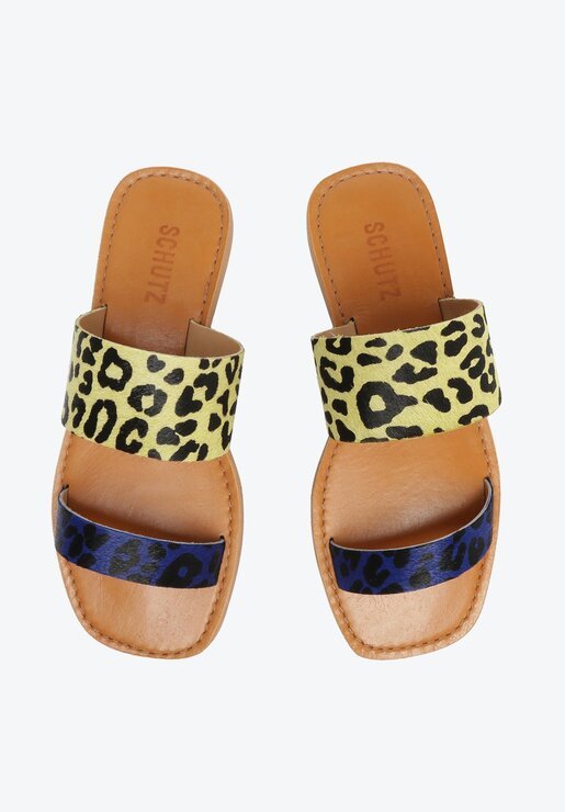 SANDÁLIA RASTEIRA ANIMAL PRINT SCHUTZ SLIDE COURO BICOLOR