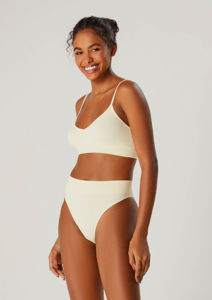 Calcinha Amarelo Claro Hering Intimates Cintura Alta Sem Costura Canelada Presenteável + Saquinho