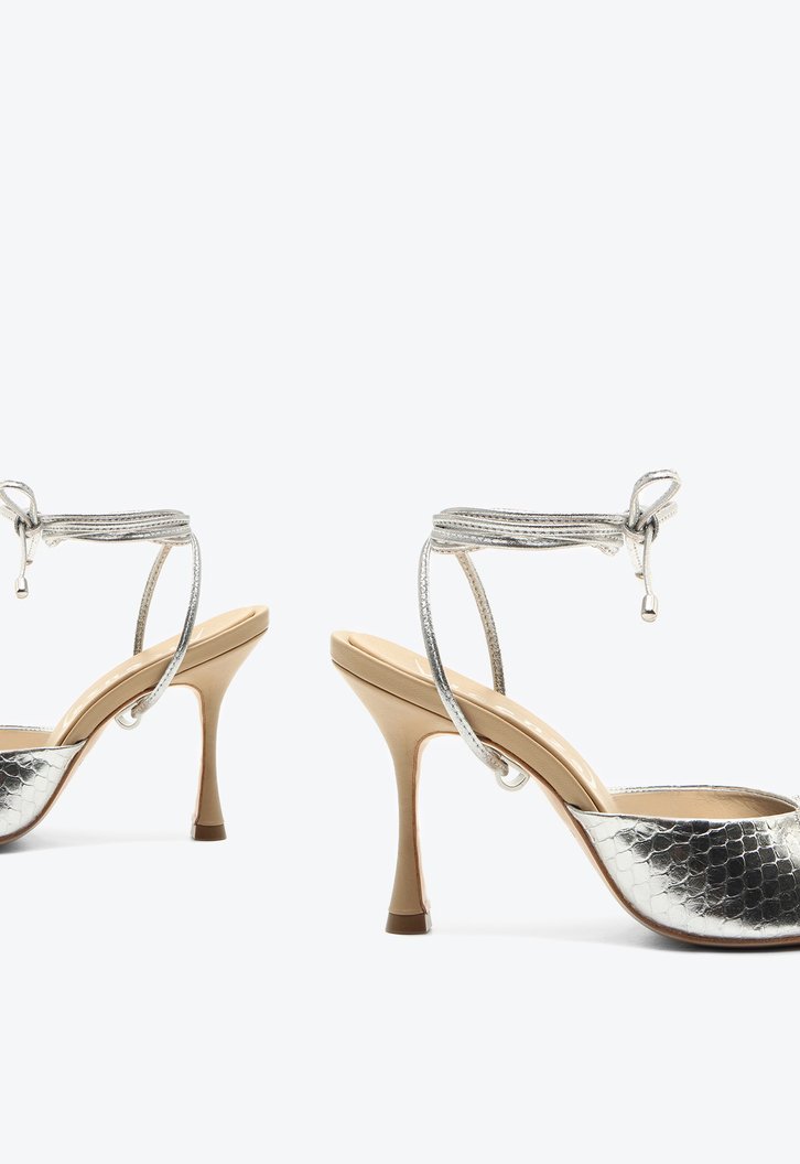 Sandália Merry Prata