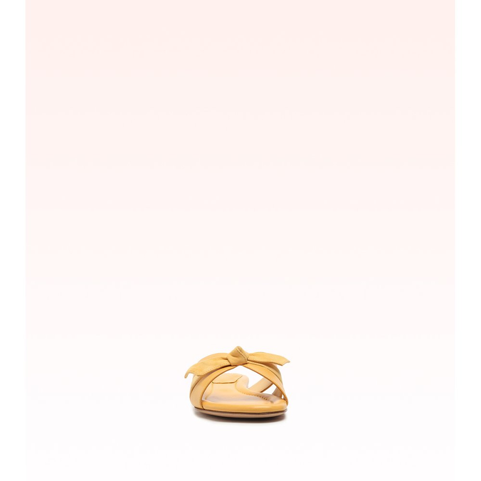 Suelita Flat Butter