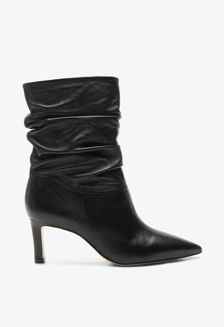 Bota Kampala Preto