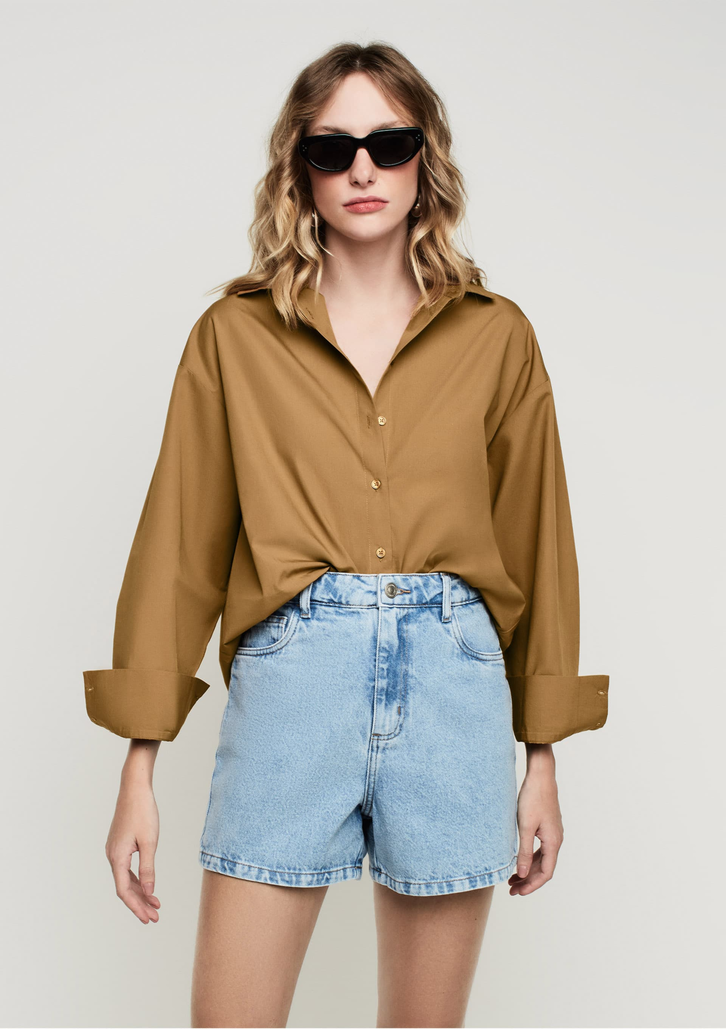 Shorts Jeans Marrom Dzarm Reto Cintura Alta