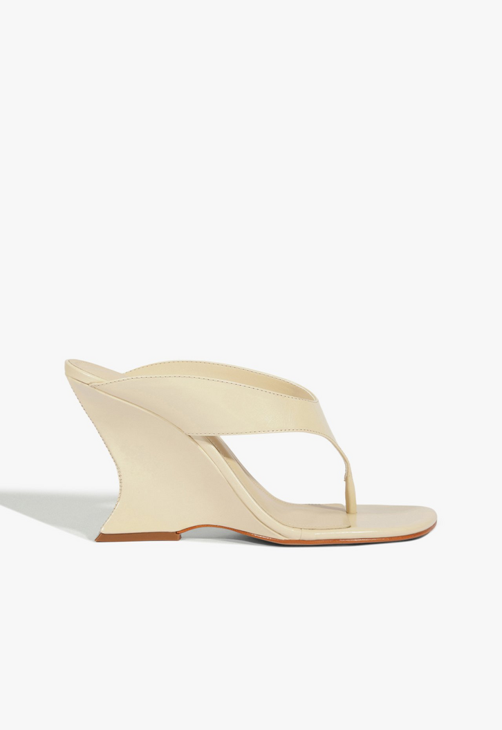 Sandália Anabela Maya Couro Branca