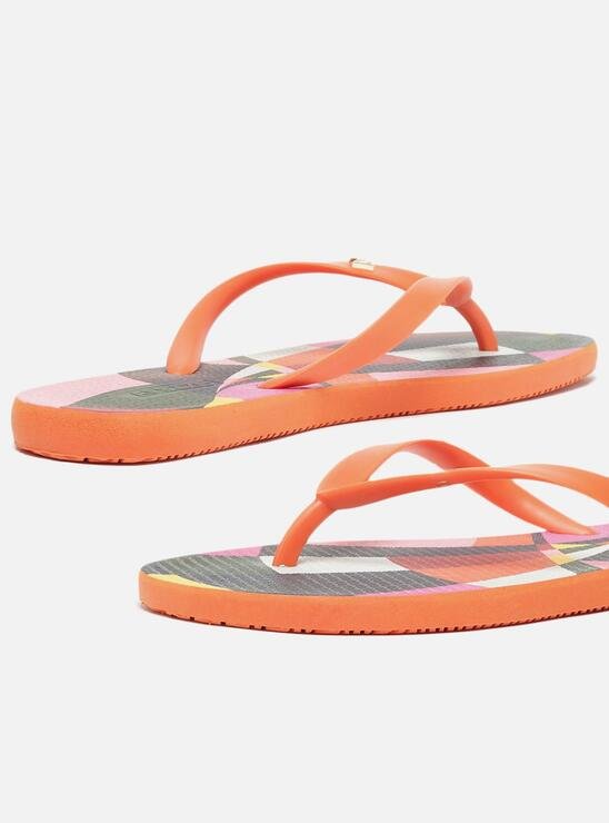 CHINELO LARANJA AREZZO DE DEDO ESTAMPA GEOMÉTRICA ESSENTIAL BRIZZA SCARF.ME