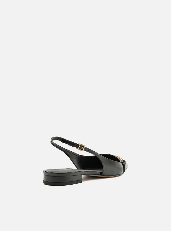 Sapatilha Preta Bico Fino Slingback Metal