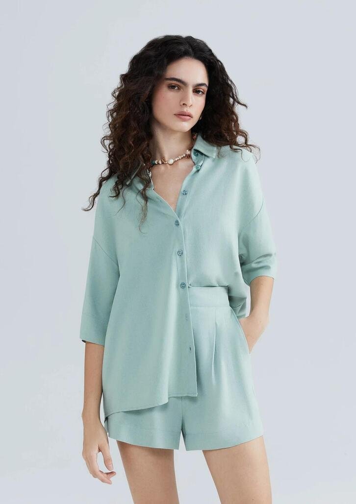 Camisa Feminina Verde Claro Hering Manga Curta Em Linho