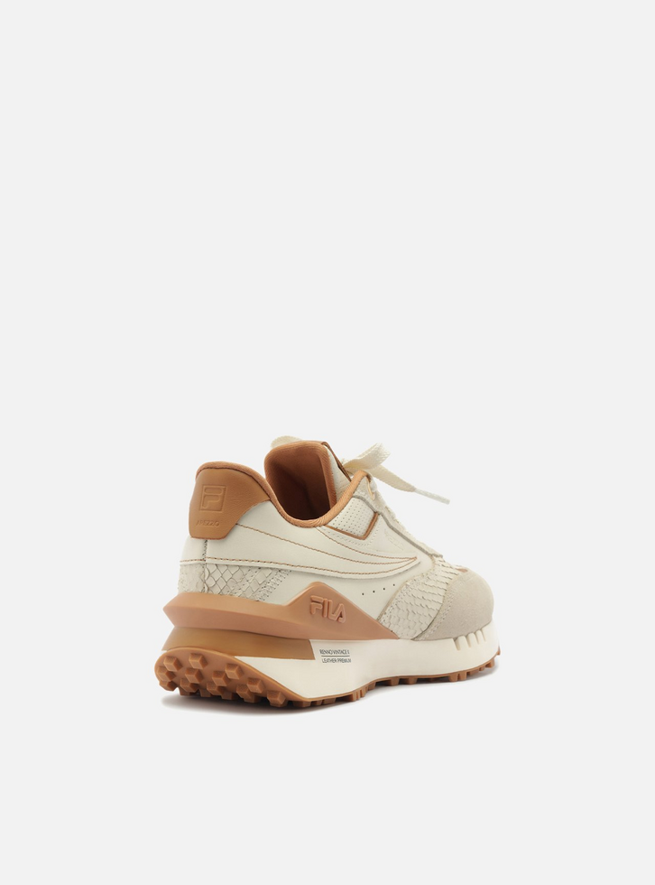Tênis Branco Sport Arezzo Fila