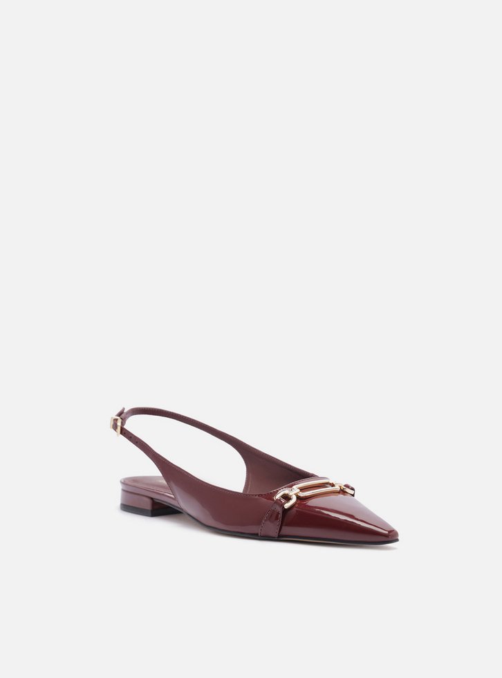 Sapatilha Vermelha Bico Fino Slingback Metal