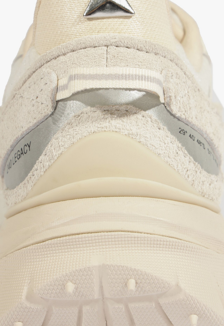 Tênis 240 Legacy Off-white