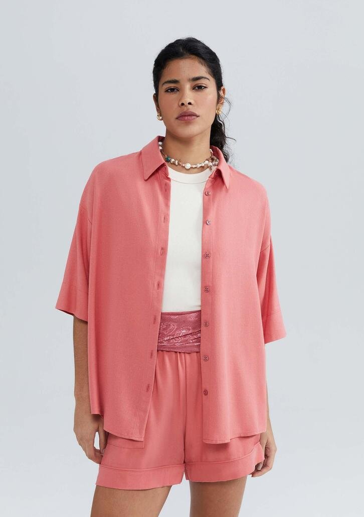 Camisa Feminina Goiaba Hering Manga Curta Em Linho
