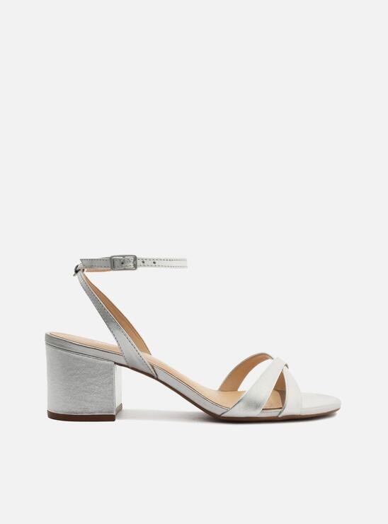 SANDÁLIA PRATEADA AREZZO SALTO BLOCO SPECIAL OCCASION