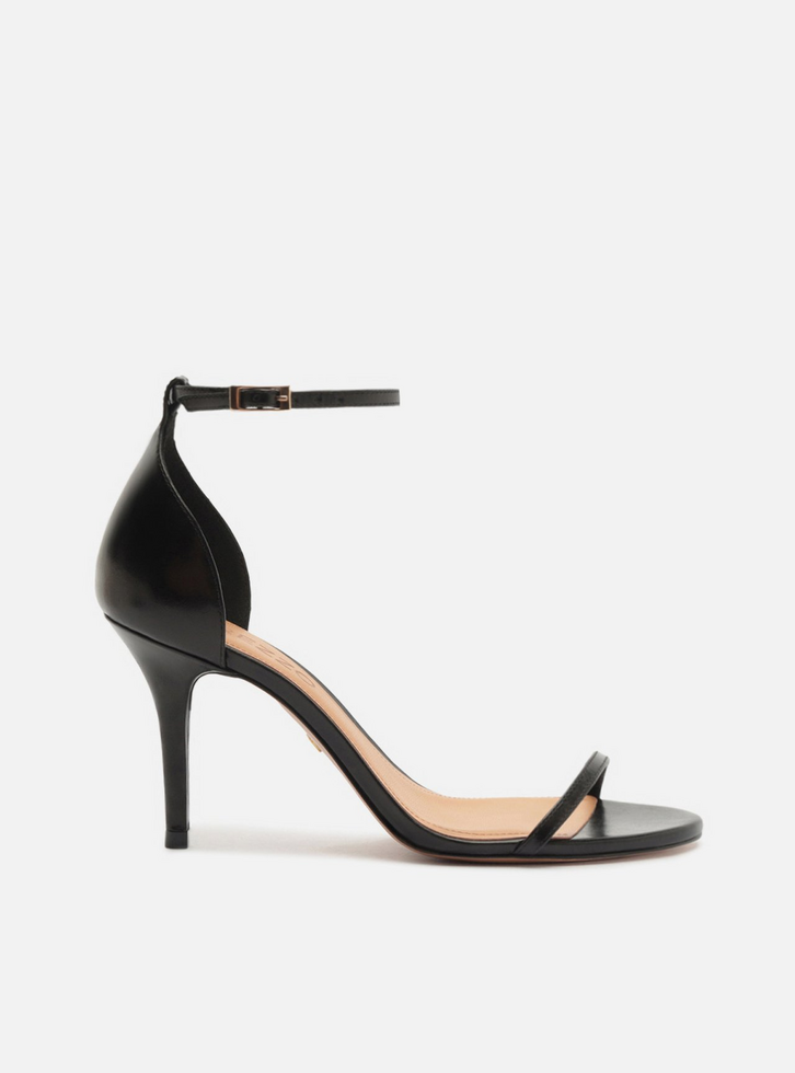 Sandália Preta Couro Salto Fino Fivela