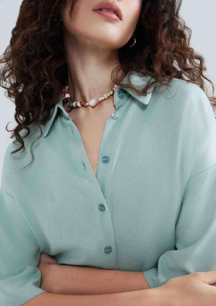 Camisa Feminina Verde Claro Hering Manga Curta Em Linho