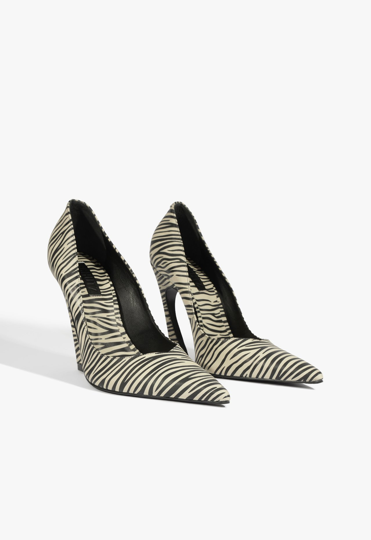 Scarpin Preto Schutz Lexi Couro Zebra | ZZ MALL