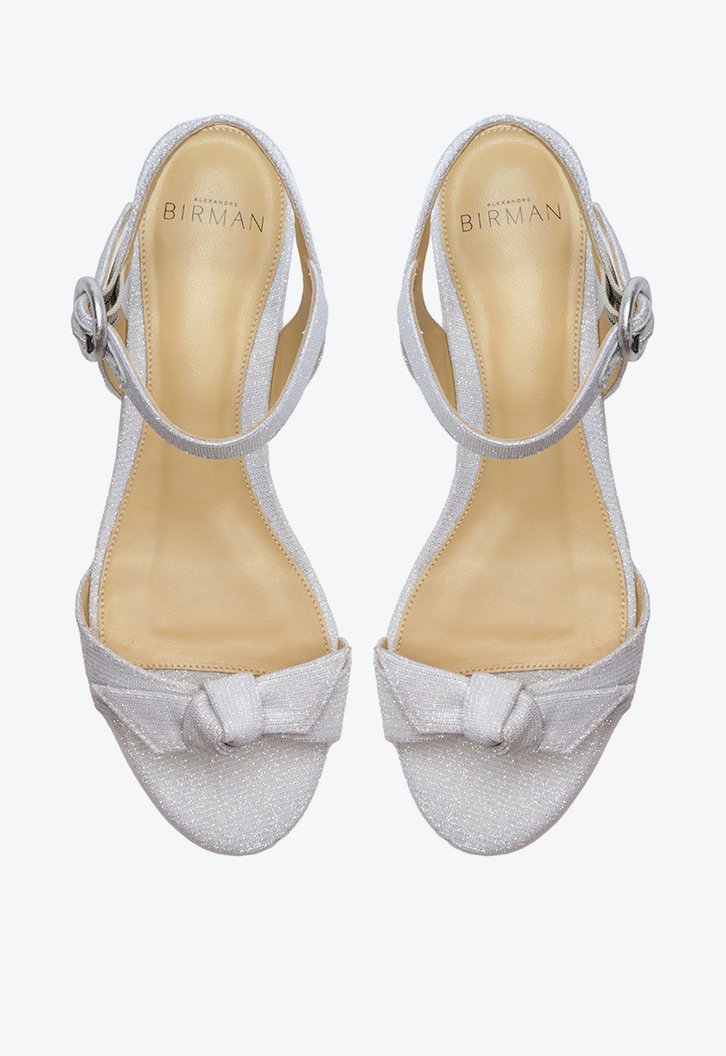 Clarita 30 Fabric Fantasy