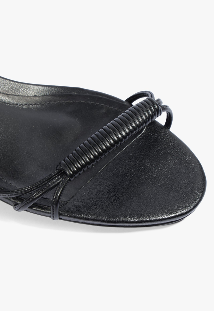 Sandália Block Heel Lace-Up Preta