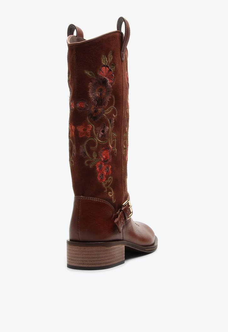 Bota Alex Marrom