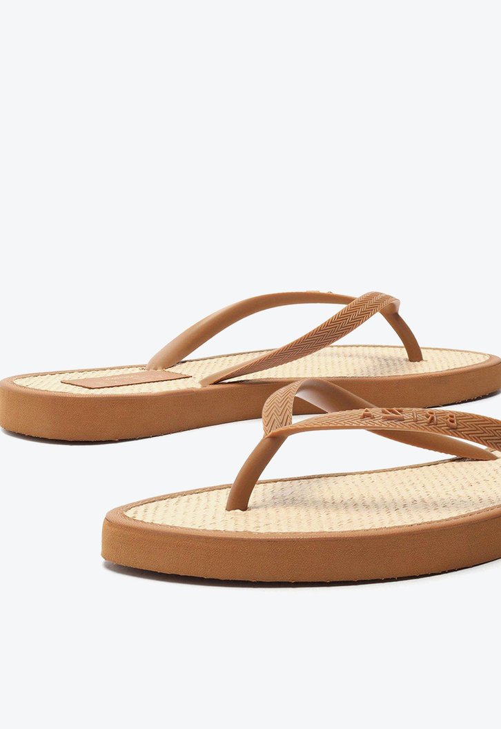 Chinelo De Dedo Marrom Brown Brizza  Cooper Bico Redondo