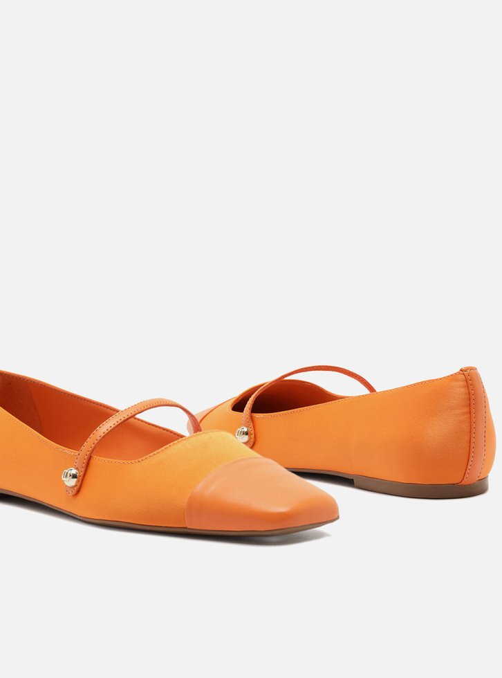Sapatilha Boneca Laranja Couro Cap Toe