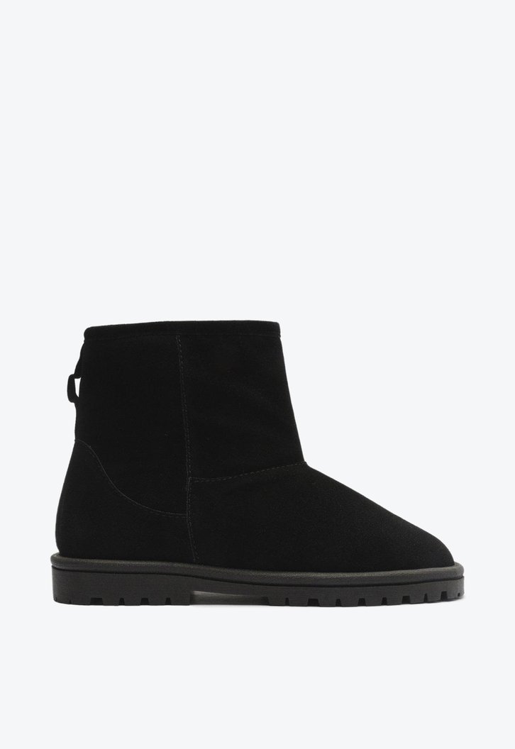 Bota Preta Anacapri Acamurçada Comfy