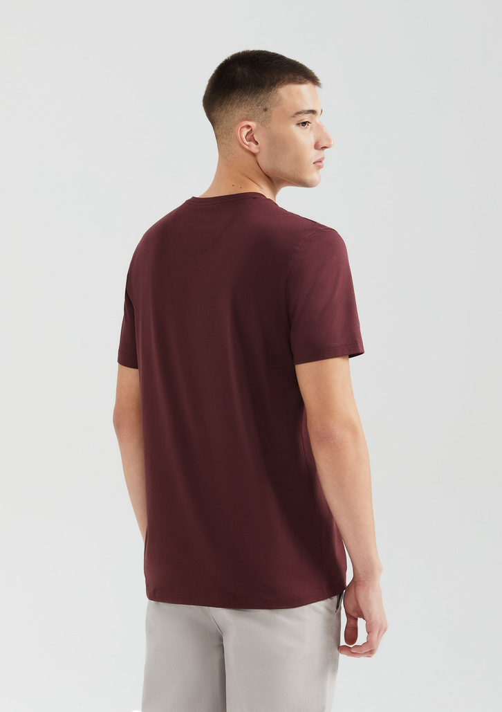 Camiseta Básica Vinho Hering Masculina Manga Curta Pima