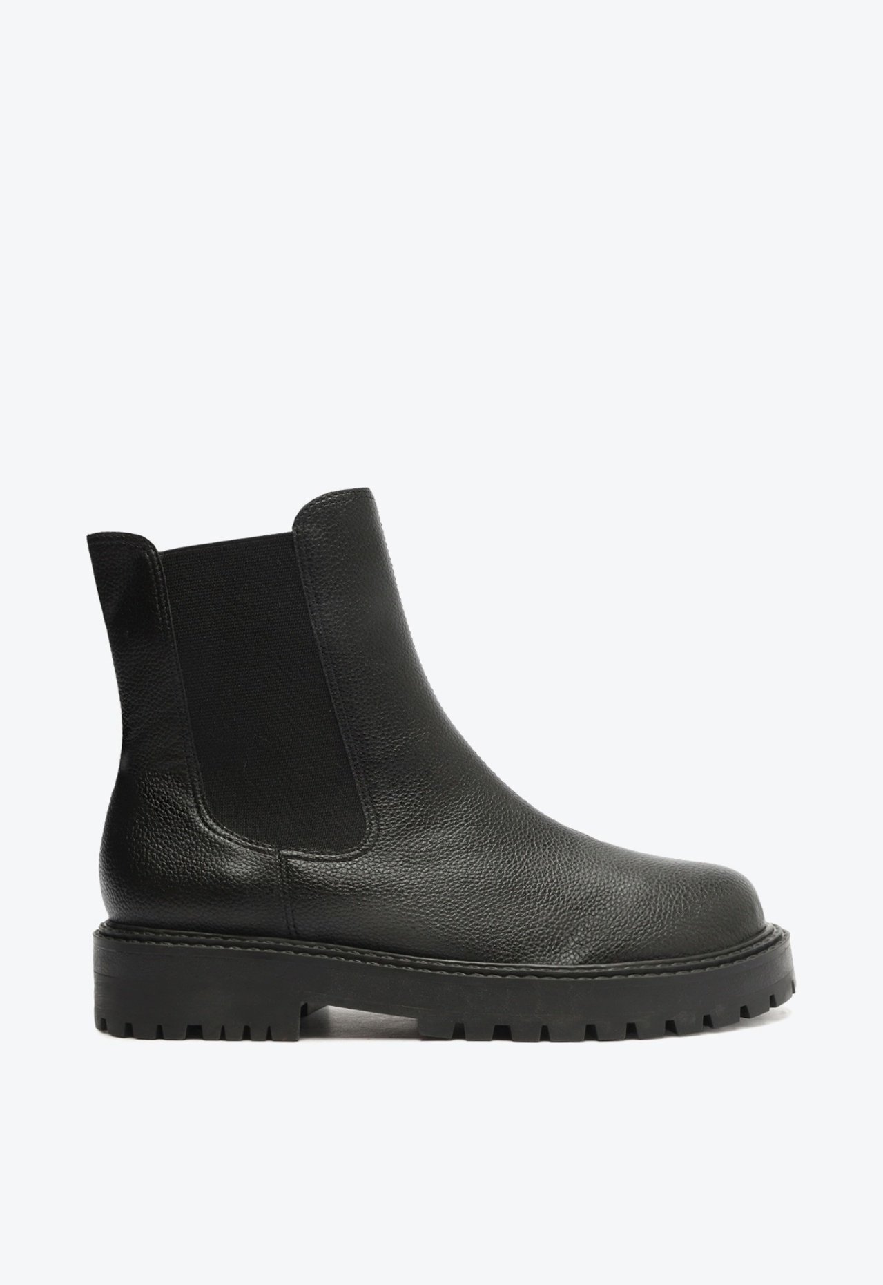 Bota Preta Arezzo Cano Médio Tratorada Elástico Chelsea Bota Preta Arezzo Cano Médio Tratorada Elástico Chelsea