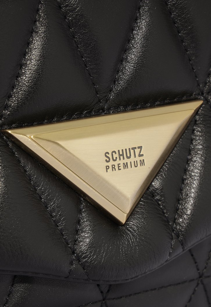 Shoulder Schutz Bag 944 Matelassê Maxi Black