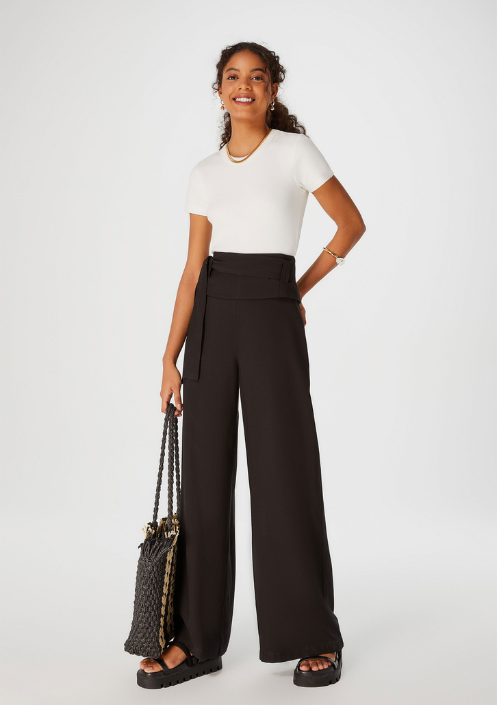 Blusa Cropped Nude Baunilha Hering Manga Curta Em Ribana